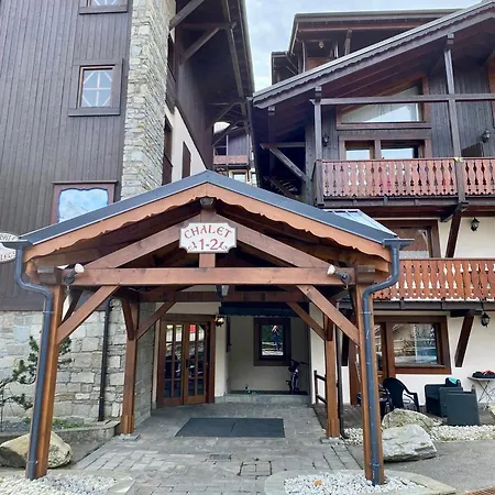Bright Facing The Mont Blanc Chain * Les Houches